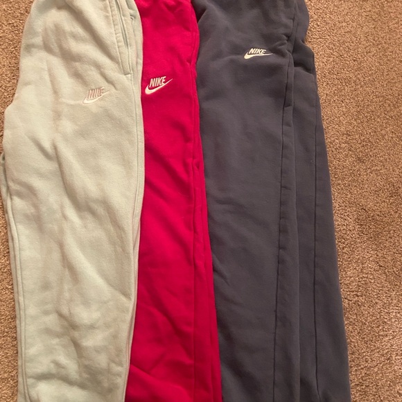 Nike Joggers - 3 pair Sea Green/Periwinkle/Hot Pink XS - Picture 3 of 4